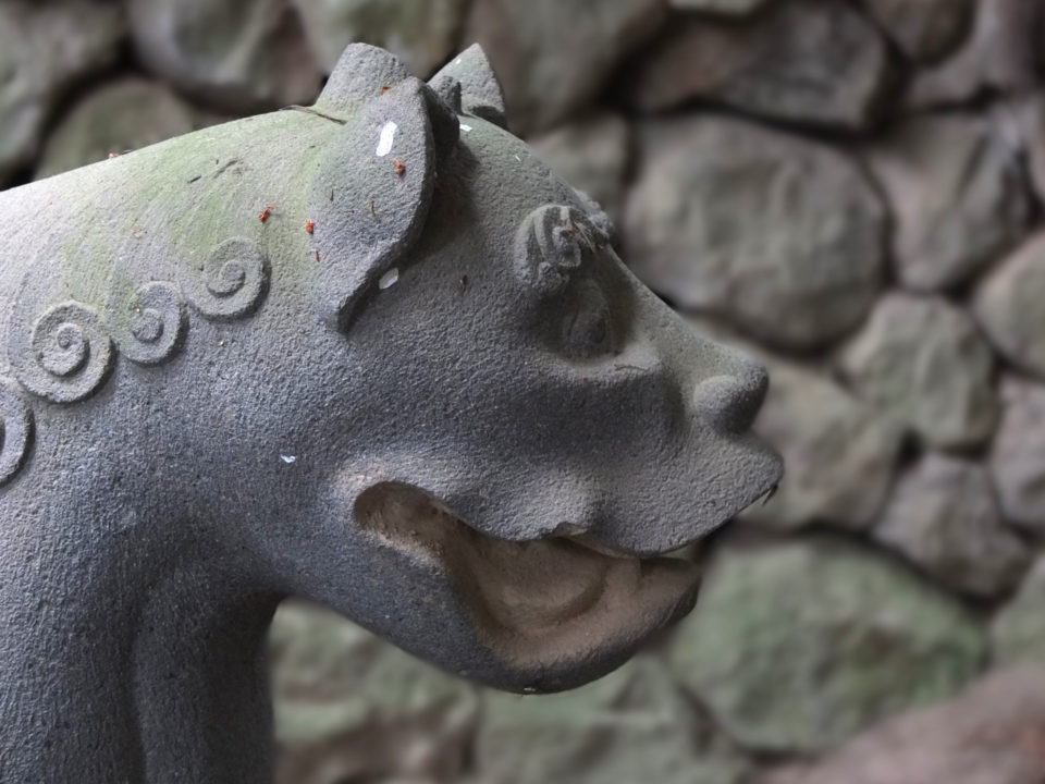 山梨県韮崎市 山神社の狛犬