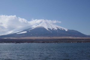 GRIII(GR3)で、富士山と山中湖周辺のひなびた店を撮ってみた