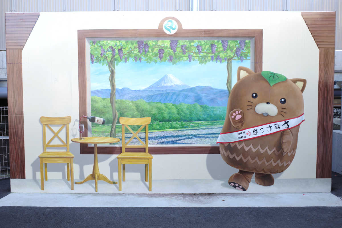 塩崎駅・やはたいぬのトリックアートで遊んできた！