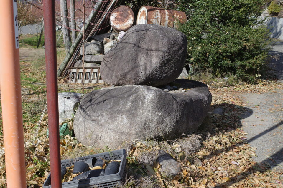 丸石現地調査@山梨県甲州市塩山上粟生野