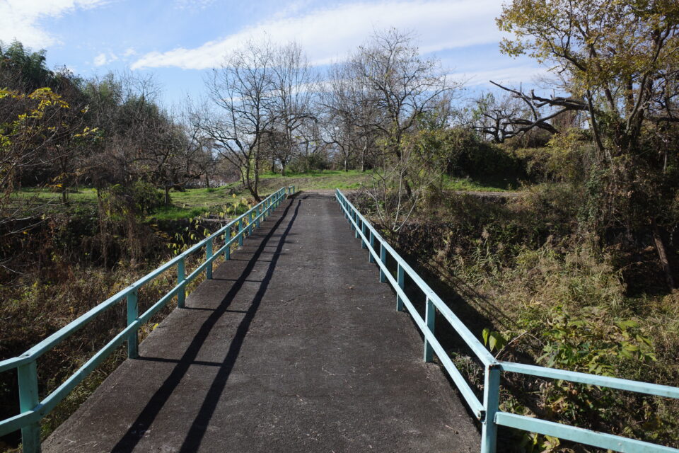 丸石現地調査@山梨県甲州市塩山上粟生野