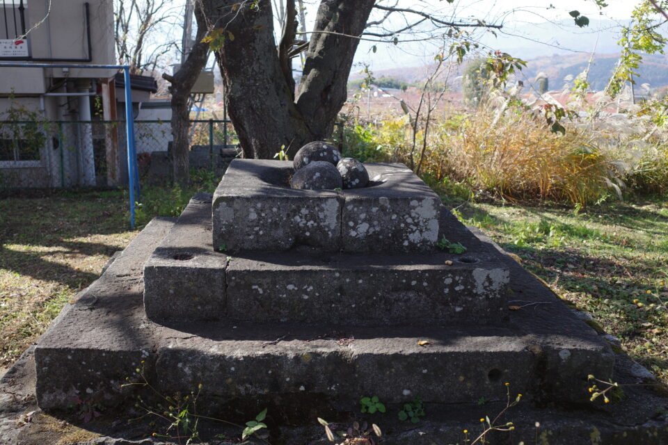丸石現地調査@山梨県甲州市塩山上粟生野