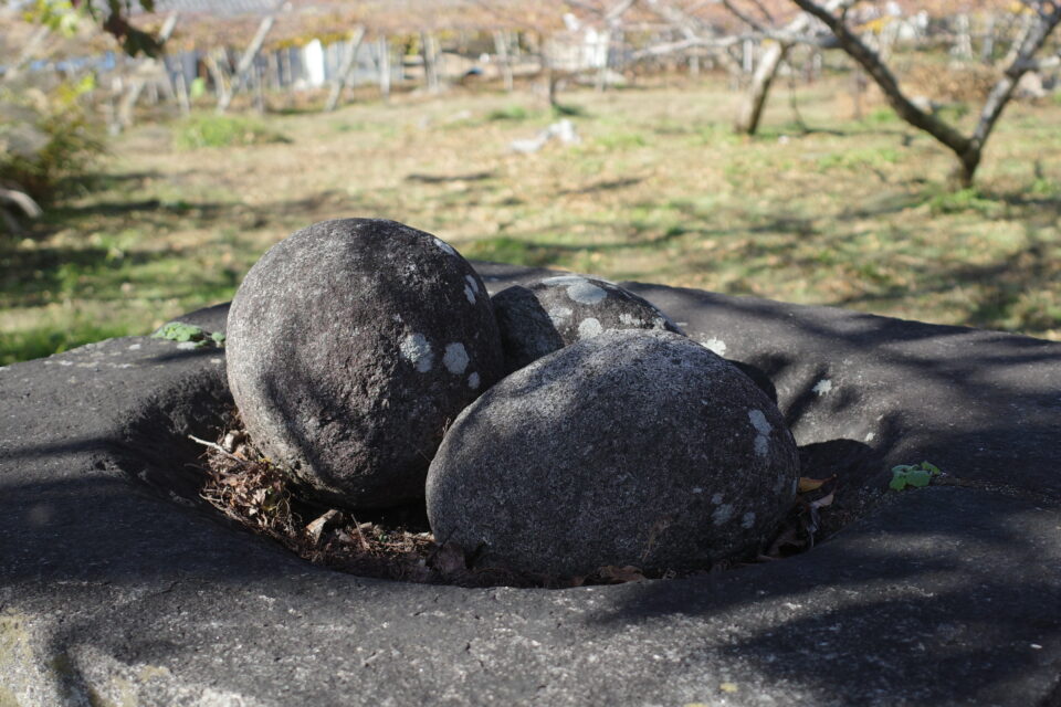 丸石現地調査@山梨県甲州市塩山上粟生野