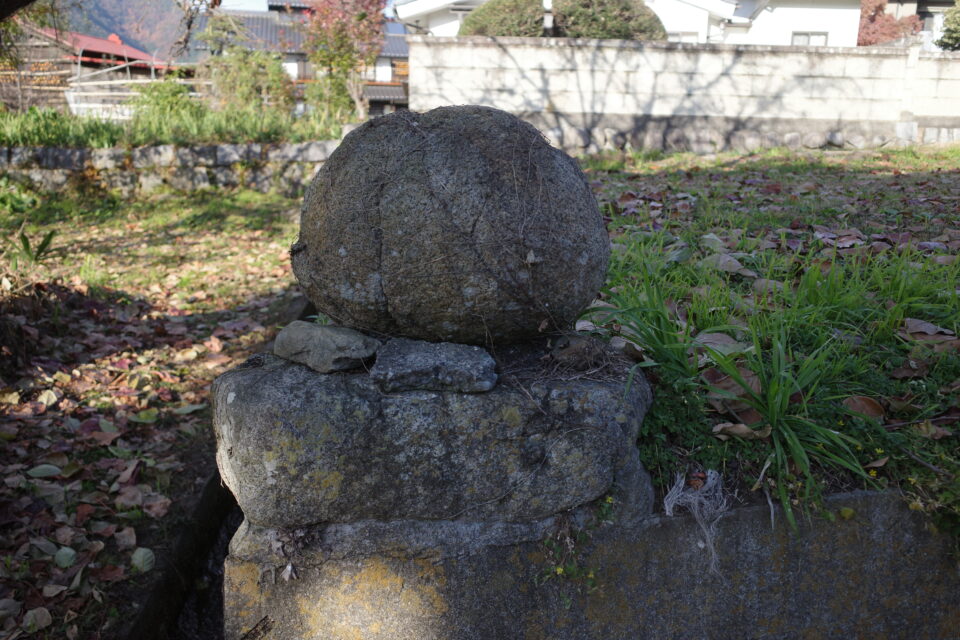 丸石現地調査@山梨県甲州市塩山上粟生野